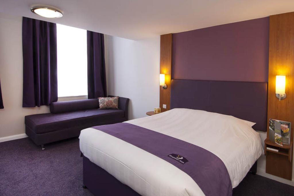Premier Inn 글렌로시스 외부 사진